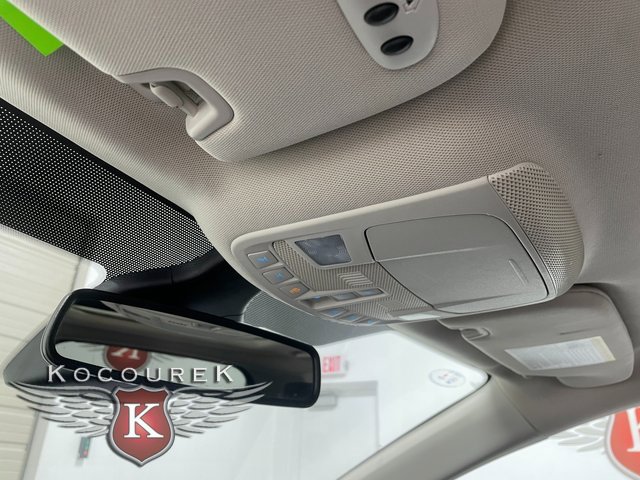 Used 2023 Ford Edge SEL w/ Convenience Package image 18