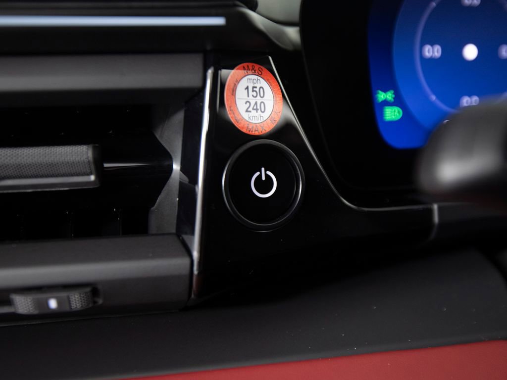 New 2026 Porsche Macan Turbo Electric image 24