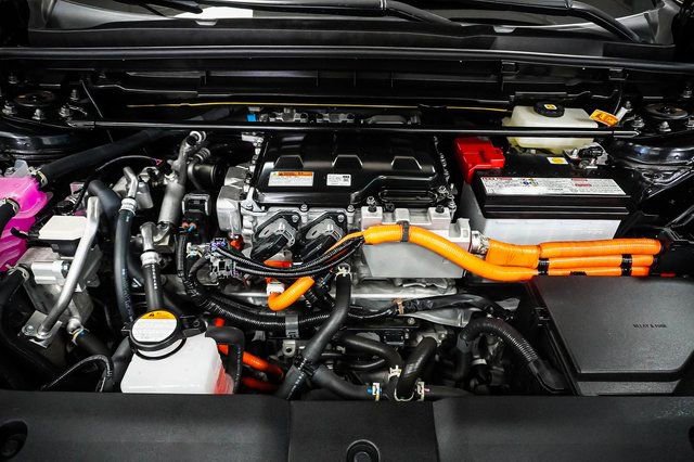 Certified 2023 Lexus RZ 450e Premium w/ Technology Package image 27