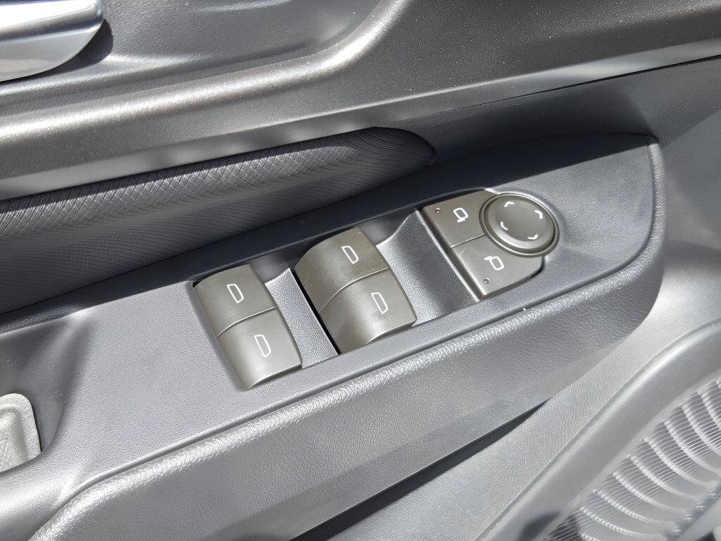 New 2026 Chevrolet Equinox EV LT FWD image 24