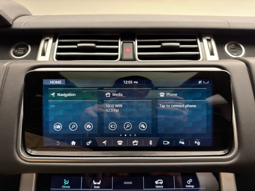 Used 2019 Land Rover Range Rover Long Wheelbase Supercharged image 14