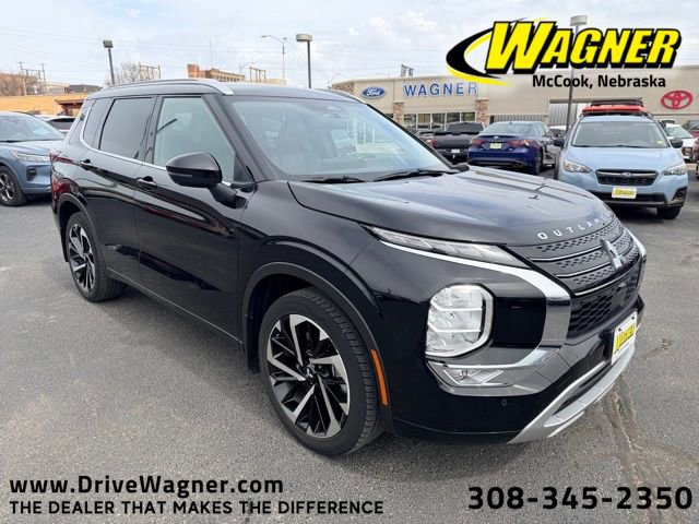 Used 2022 Mitsubishi Outlander SEL image 1