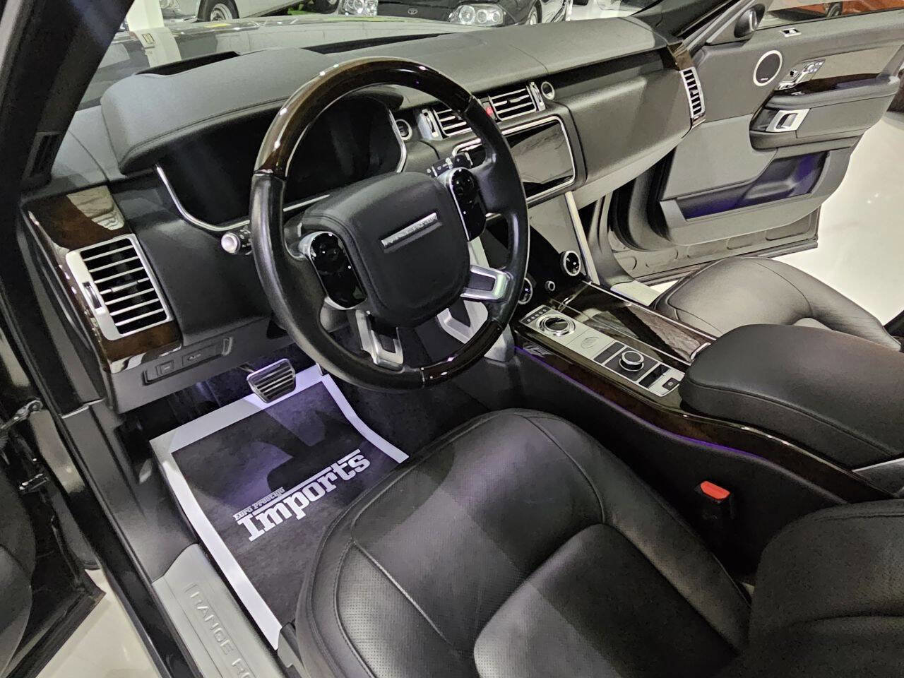 Used 2021 Land Rover Range Rover P525 Westminster Edition image 40