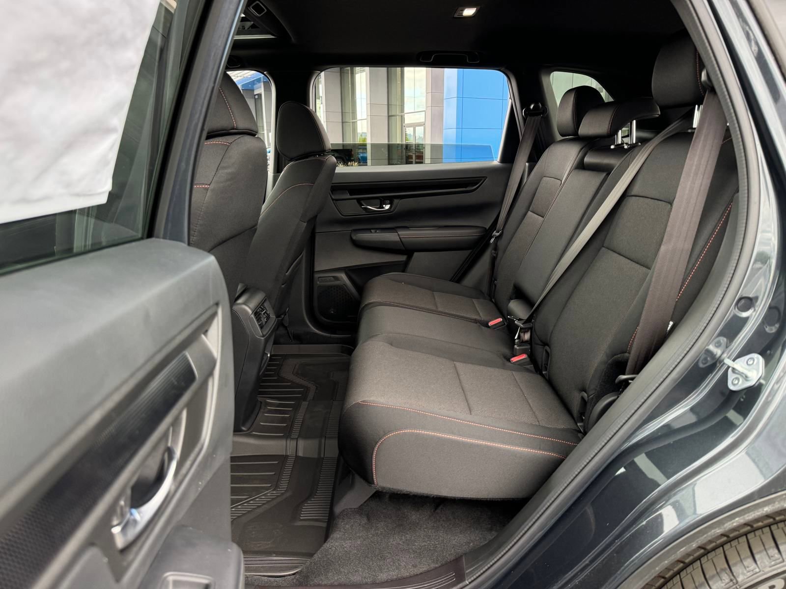 Used 2025 Honda CR-V Sport image 23