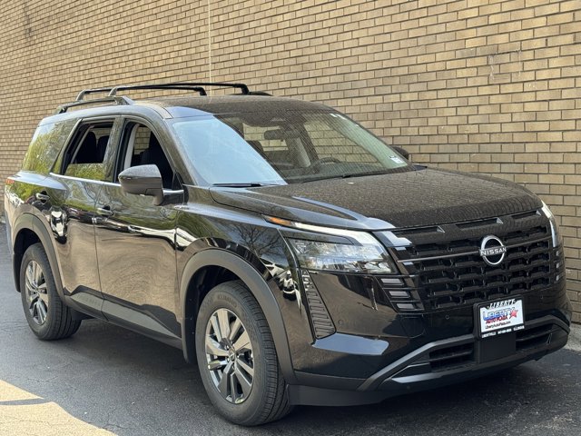 New 2026 Nissan Pathfinder SV w/ Cargo Package AWD/4WD image 2
