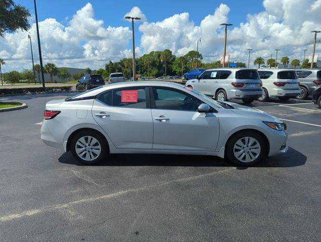 Certified 2023 Nissan Sentra S FWD image 3