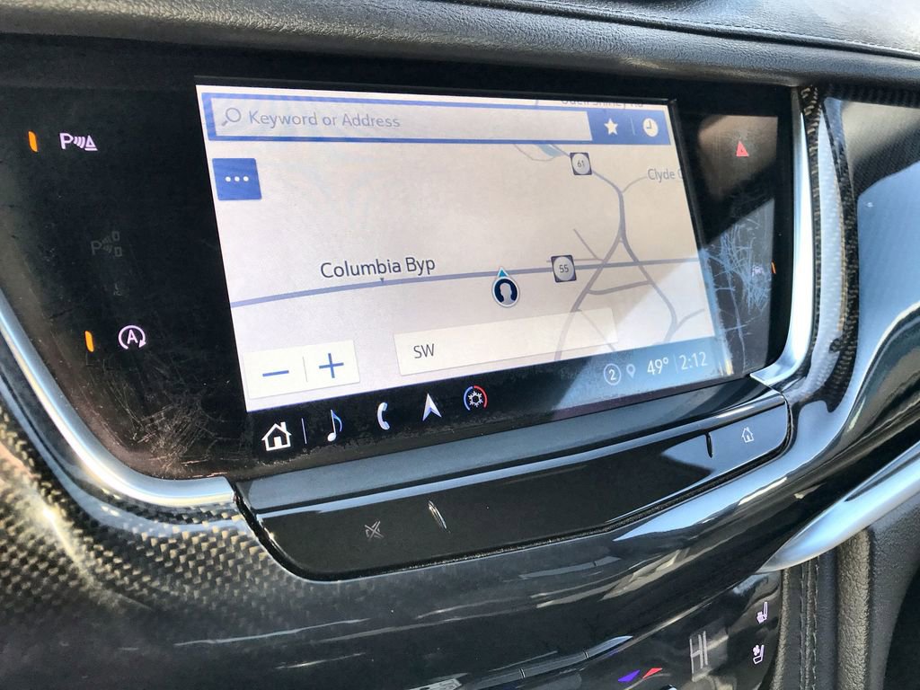 Used 2024 Cadillac XT6 Sport image 18