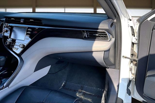 Used 2019 Toyota Camry LE image 17