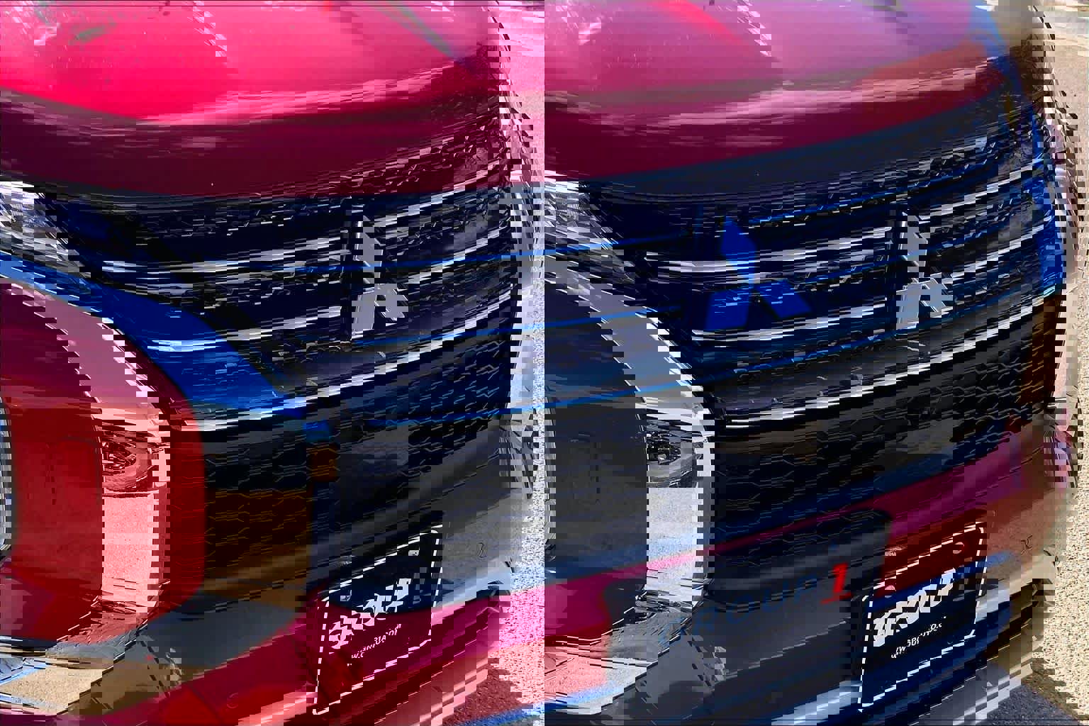 Used 2024 Mitsubishi Outlander SE image 30