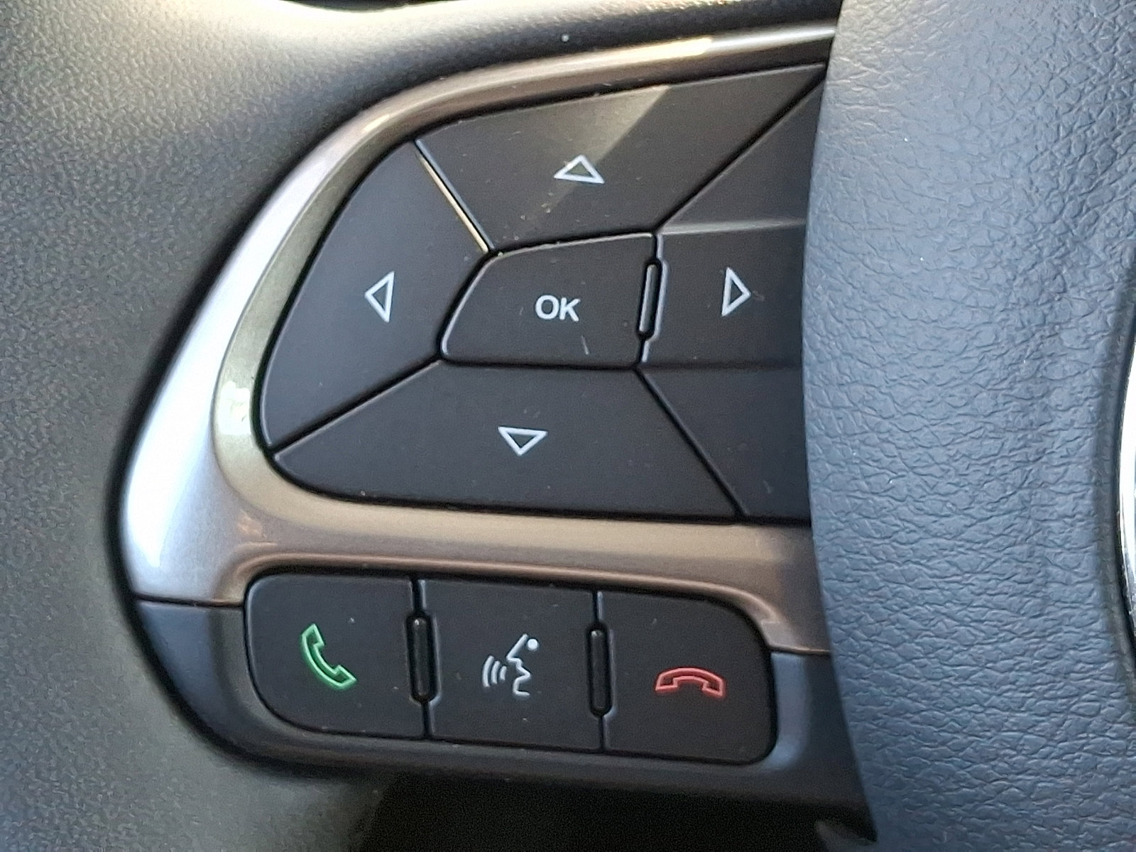 Used 2022 Jeep Renegade Latitude image 22