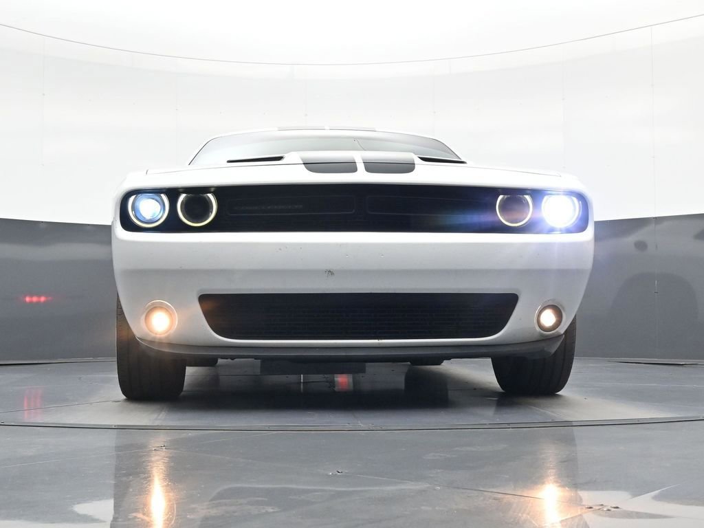 Used 2017 Dodge Challenger SXT w/ Blacktop Package RWD image 18