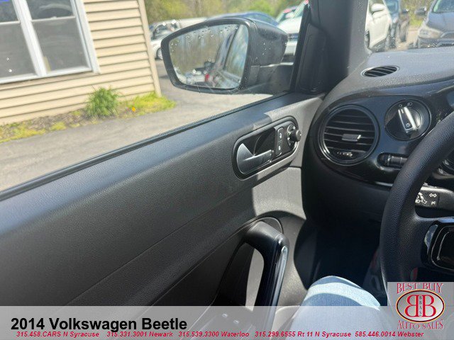 Used 2014 Volkswagen Beetle 2.5 FWD image 30