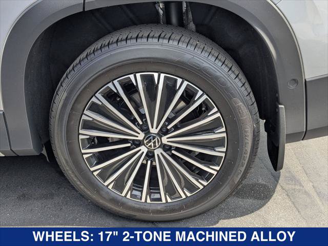 Certified 2025 Volkswagen Tiguan S FWD image 9