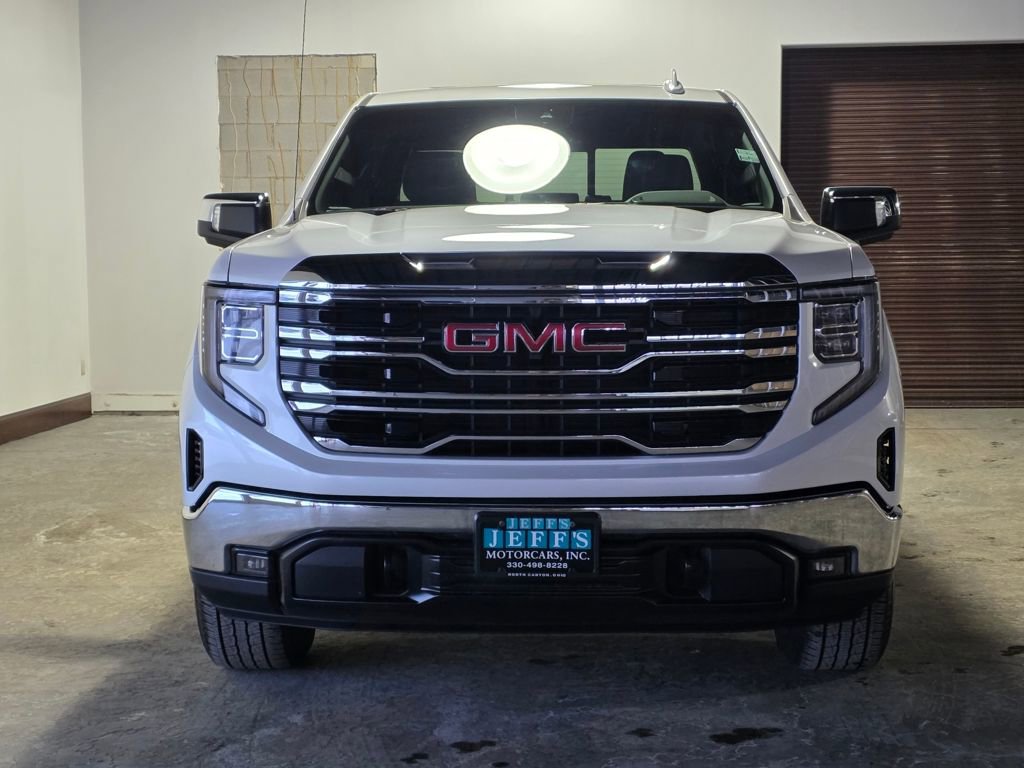 Used 2023 GMC Sierra 1500 SLT w/ SLT Premium Package image 2