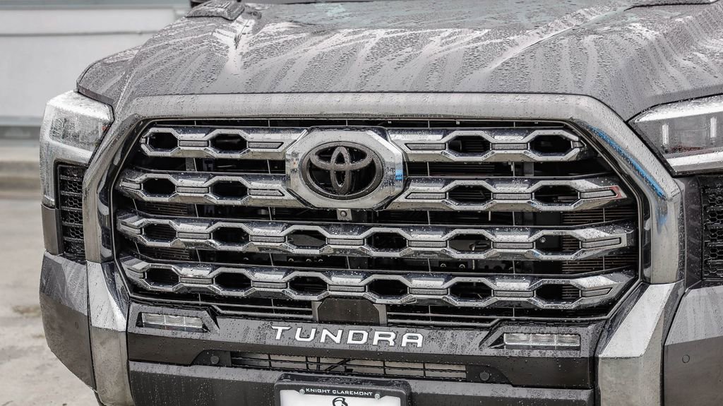 Used 2024 Toyota Tundra Platinum image 5