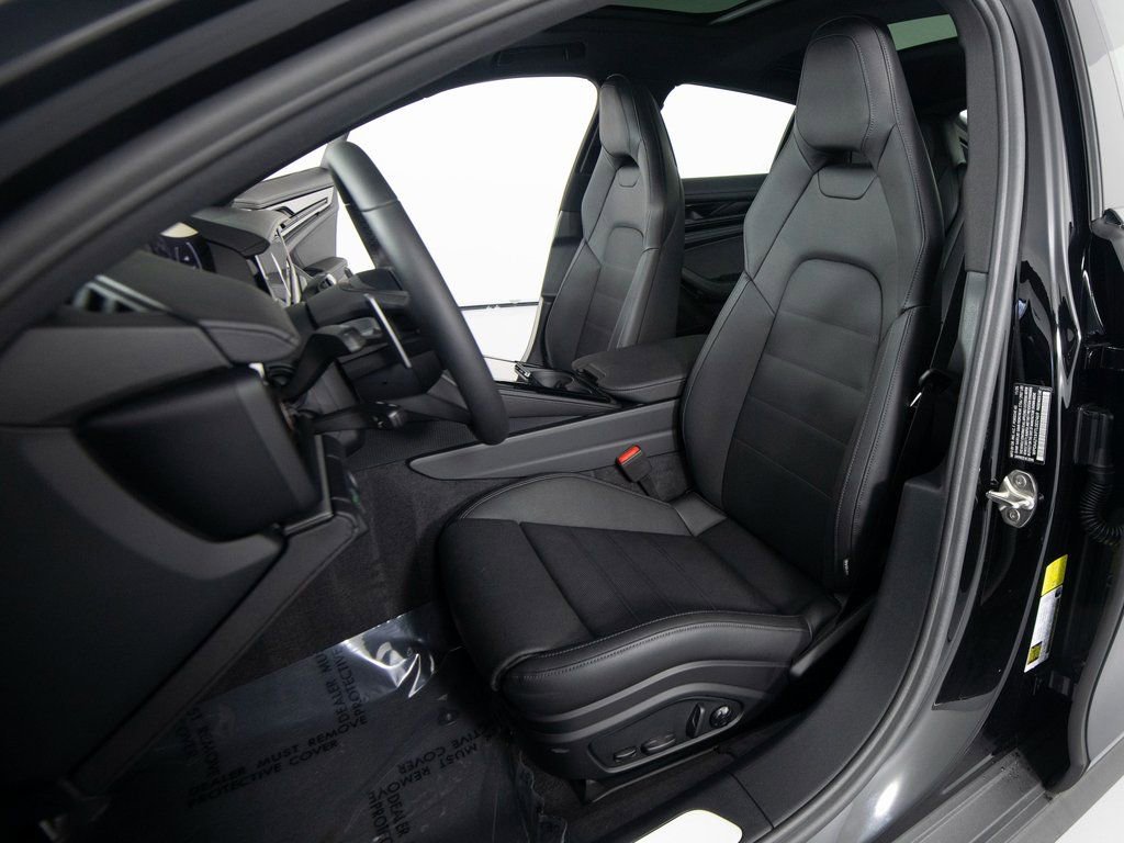 New 2026 Porsche Panamera 4 image 5