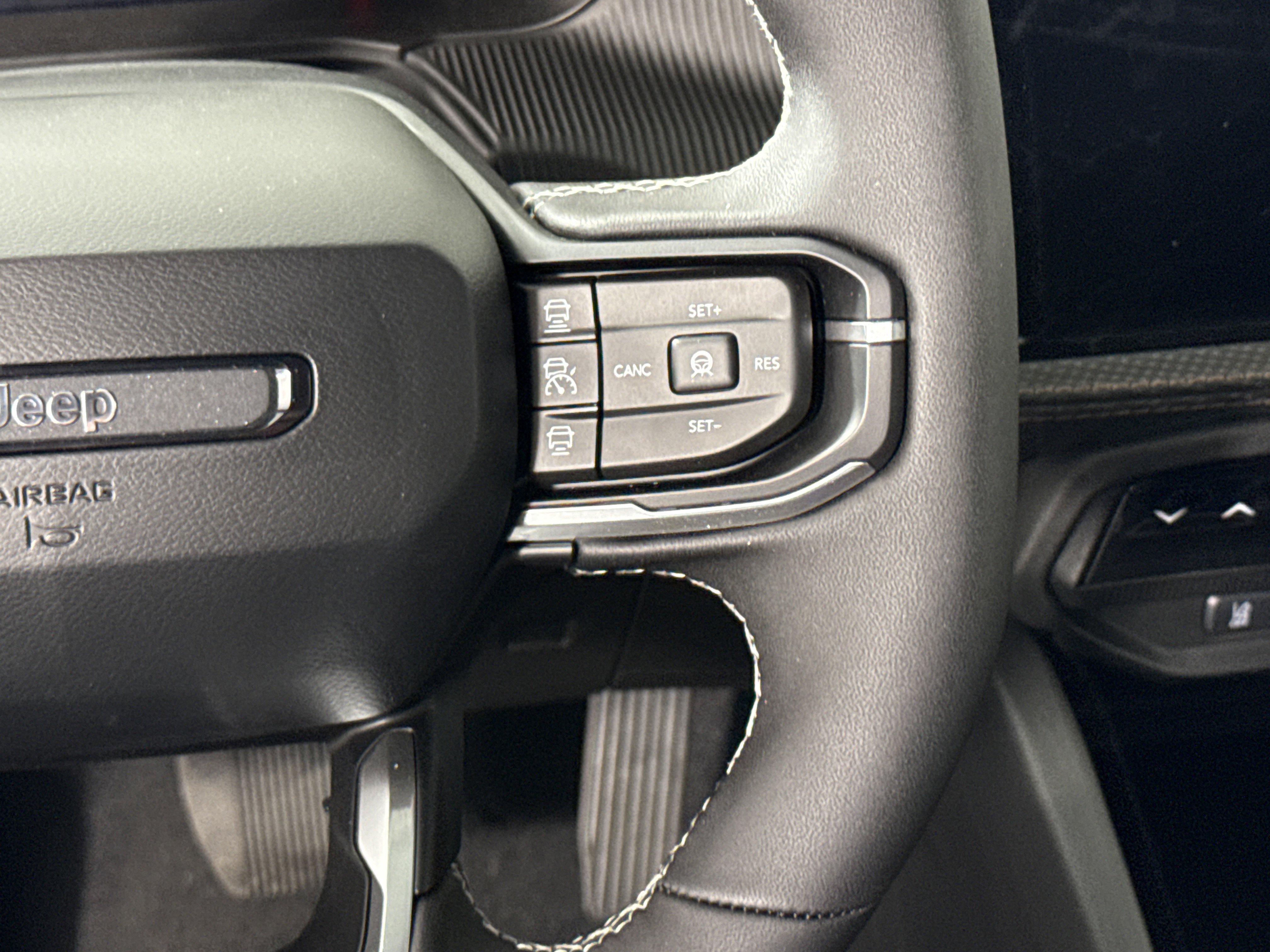 New 2026 Jeep Cherokee Overland image 18