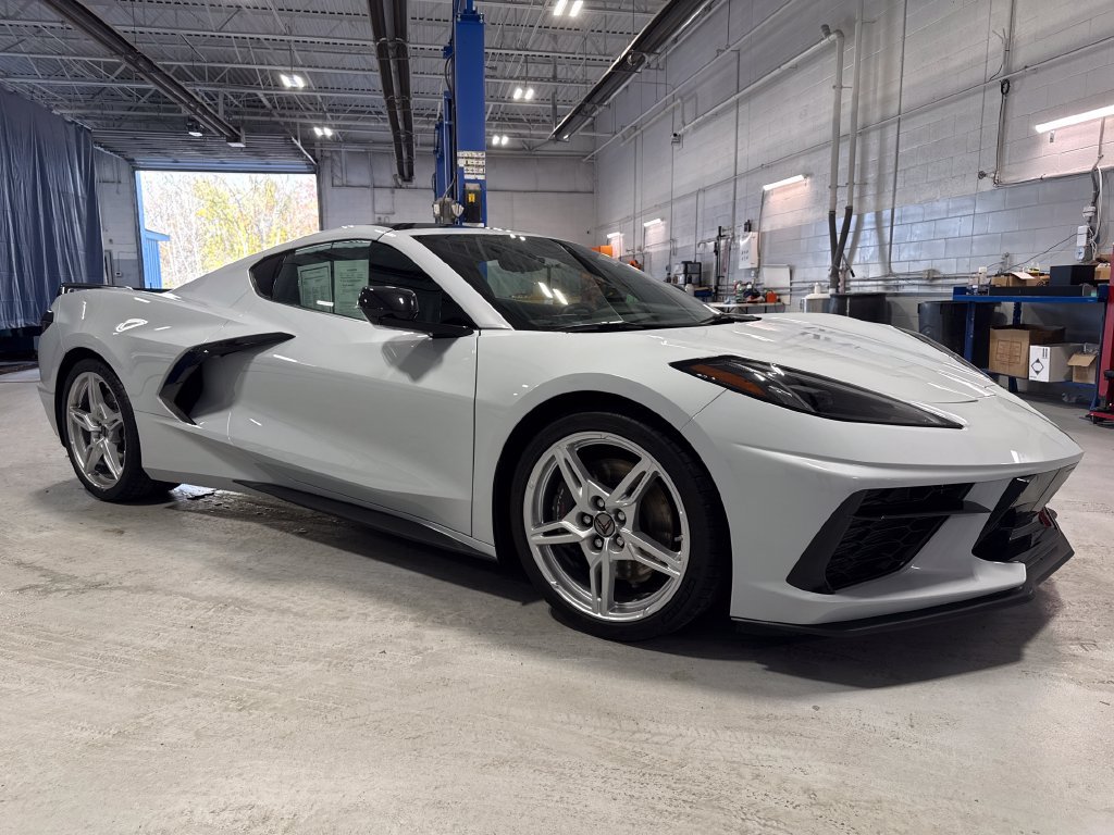 Used 2020 Chevrolet Corvette Stingray Preferred Cpe w/ 2LT Preferred Equipment Group RWD image 47