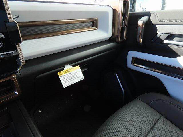 New 2025 GMC Hummer EV 3X w/ LPO, Sport Package image 29