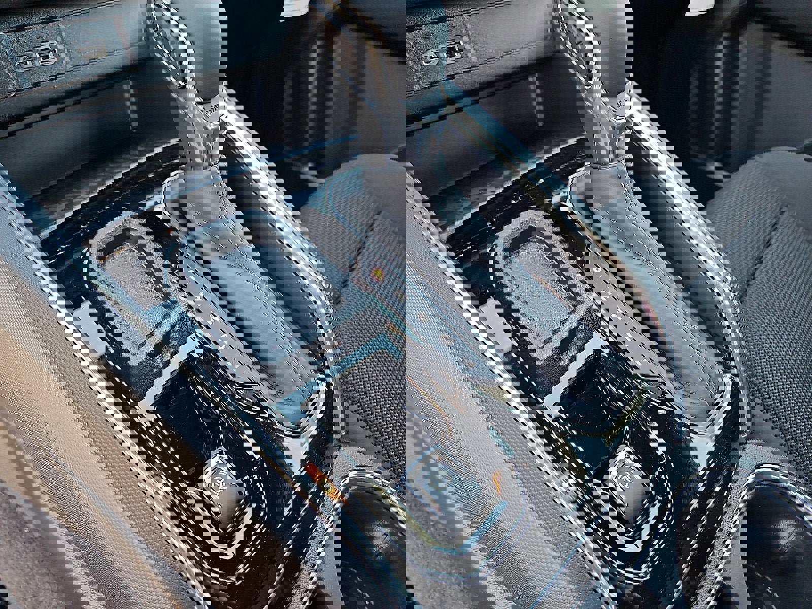 New 2026 GMC Canyon Elevation w/ Convenience Package image 17