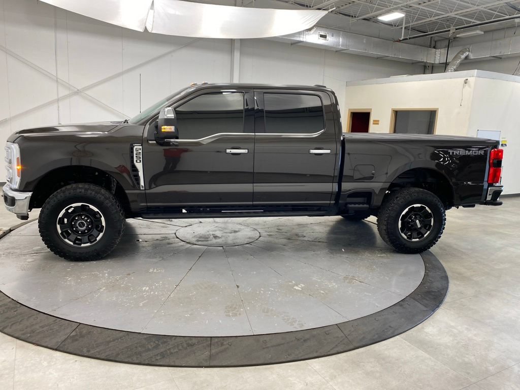 Used 2025 Ford F250 Lariat w/ Lariat Ultimate Package AWD/4WD image 4
