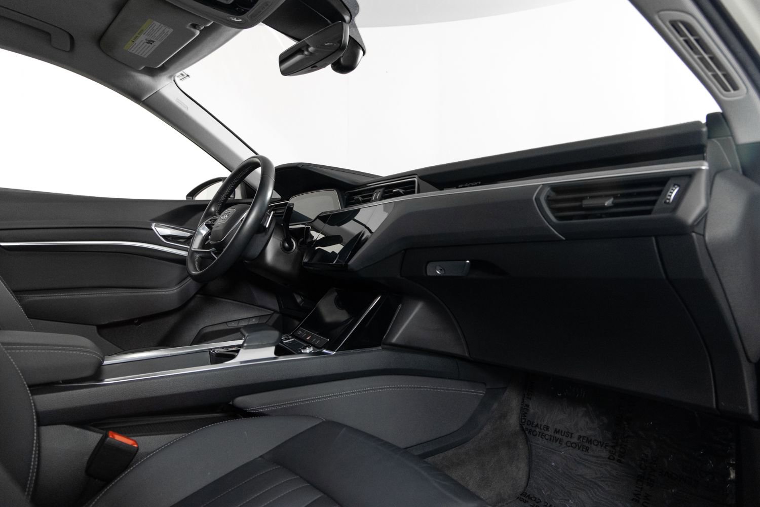 Used 2021 Audi e-tron Premium w/ Convenience Plus Package image 24