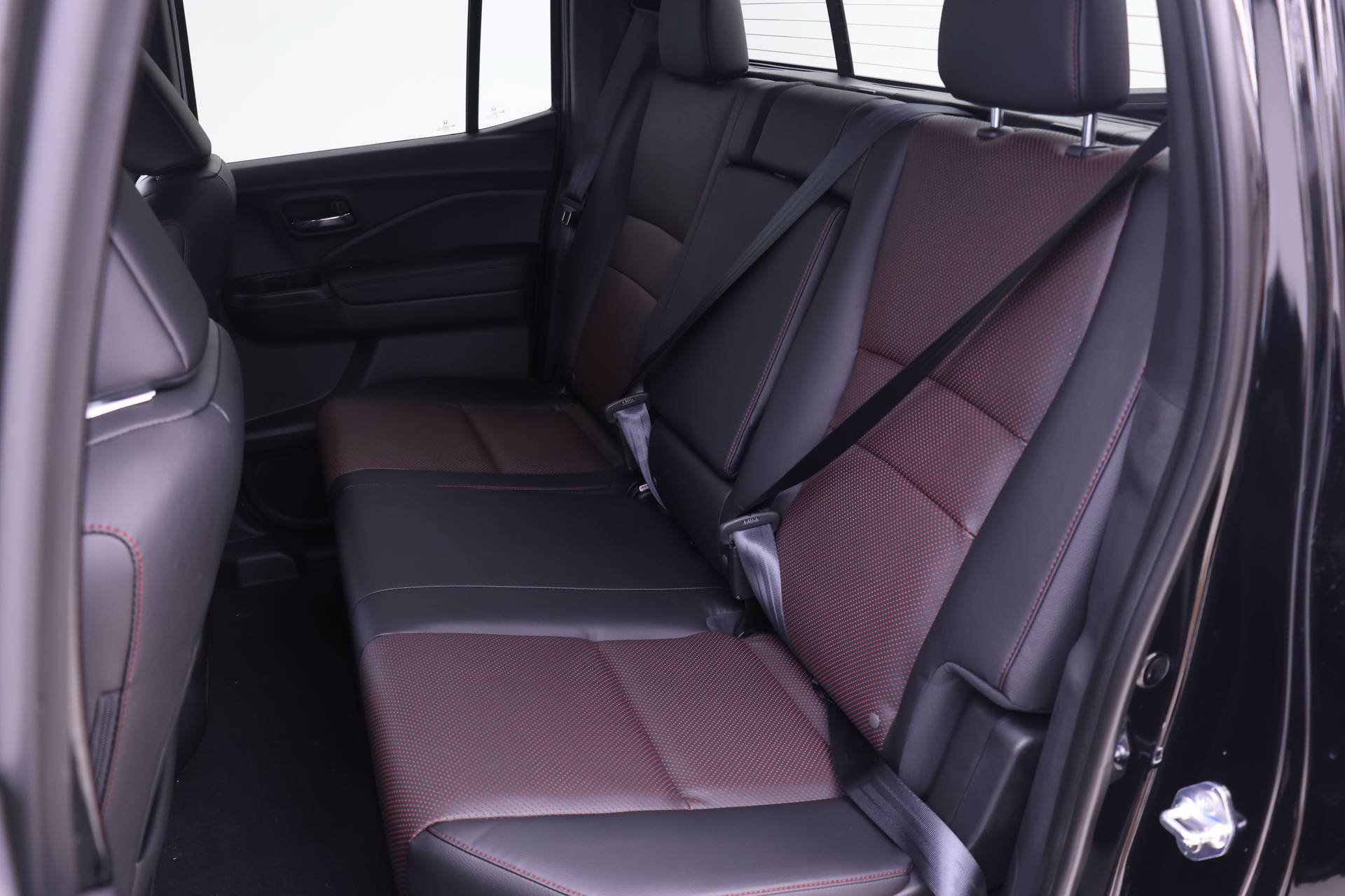 New 2026 Honda Ridgeline Black Edition image 11