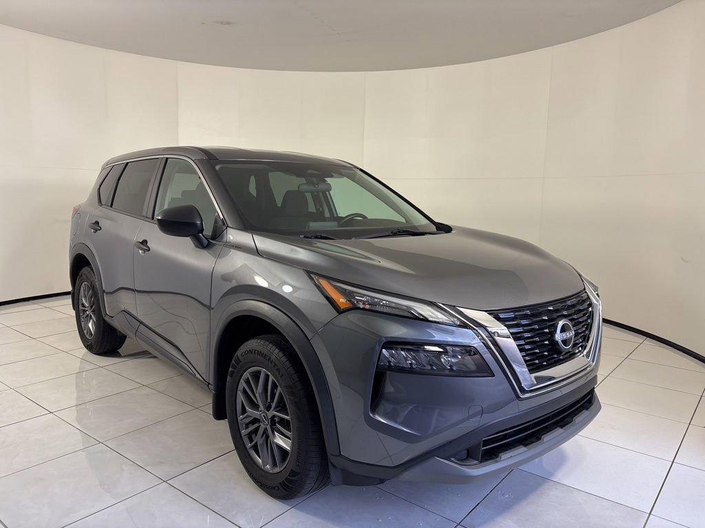 Used 2023 Nissan Rogue S image 7