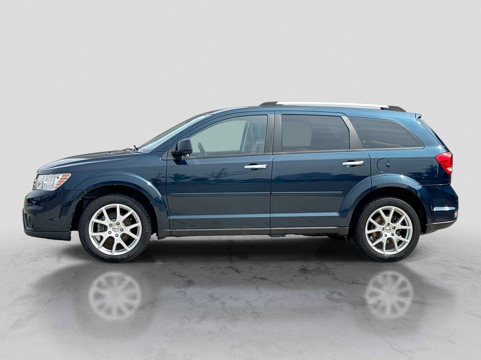 Used 2014 Dodge Journey Limited w/ Driver Convenience Group AWD/4WD image 3