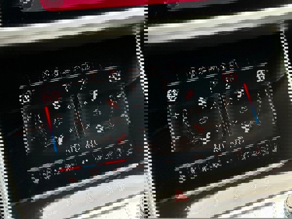 Used 2024 Audi A6 Premium Plus w/ Executive Package image 26