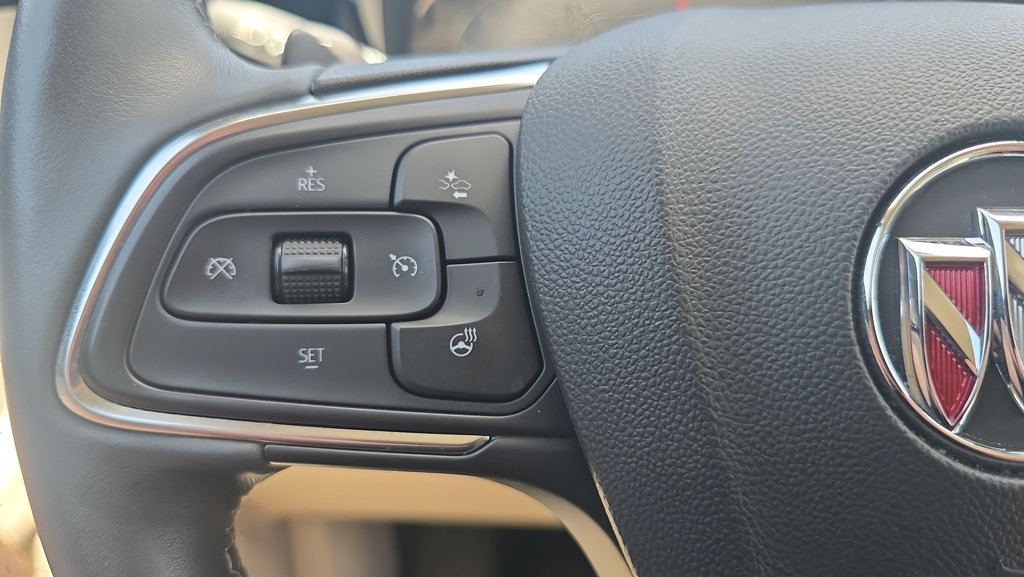 Used 2022 Buick Envision Preferred FWD image 23