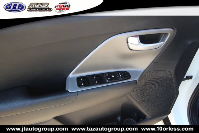Used 2019 Kia Niro LX FWD image 11