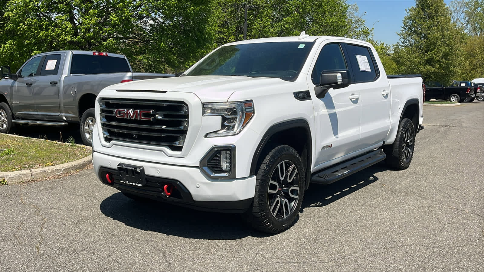 Used 2019 GMC Sierra 1500 AT4 w/ AT4 Premium Package AWD/4WD image 3