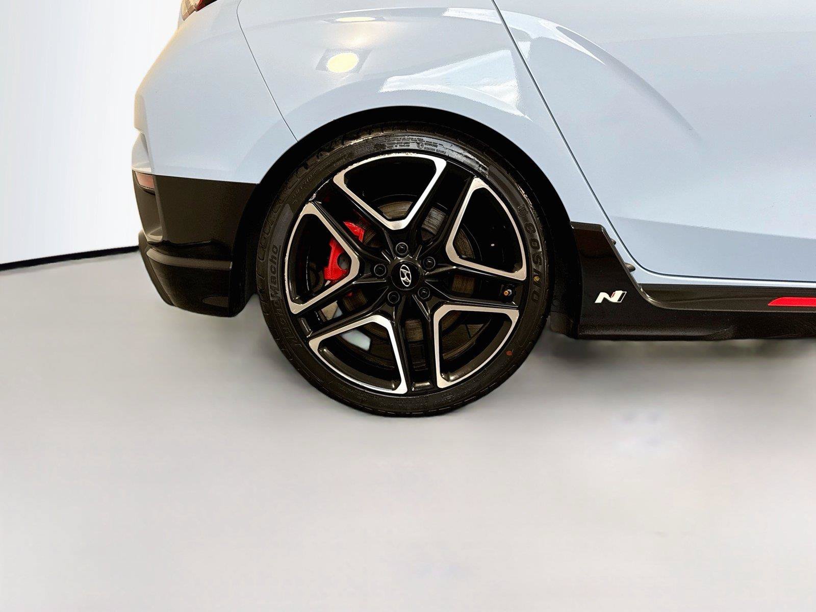 Used 2020 Hyundai Veloster N w/ Performance Package FWD image 34