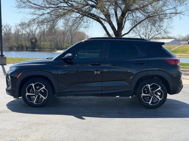 Used 2021 Chevrolet TrailBlazer RS w/ Technology Package image 4