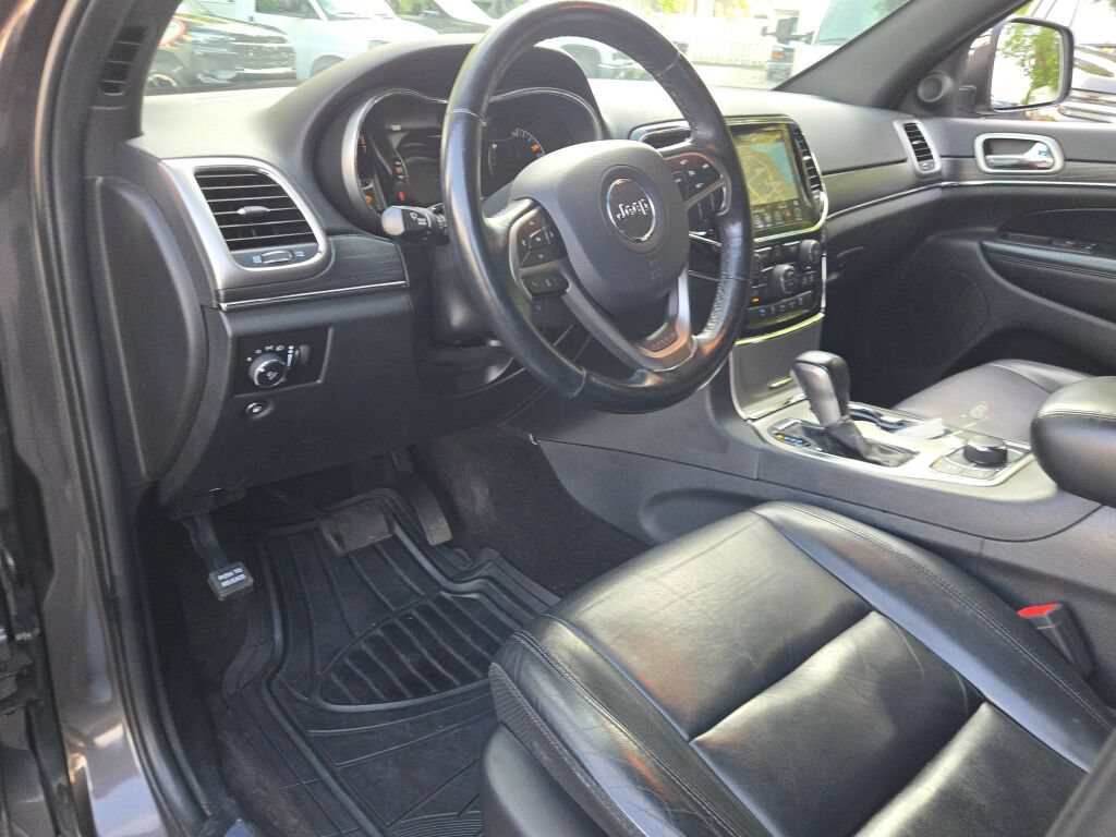 Used 2019 Jeep Grand Cherokee Limited AWD/4WD image 25