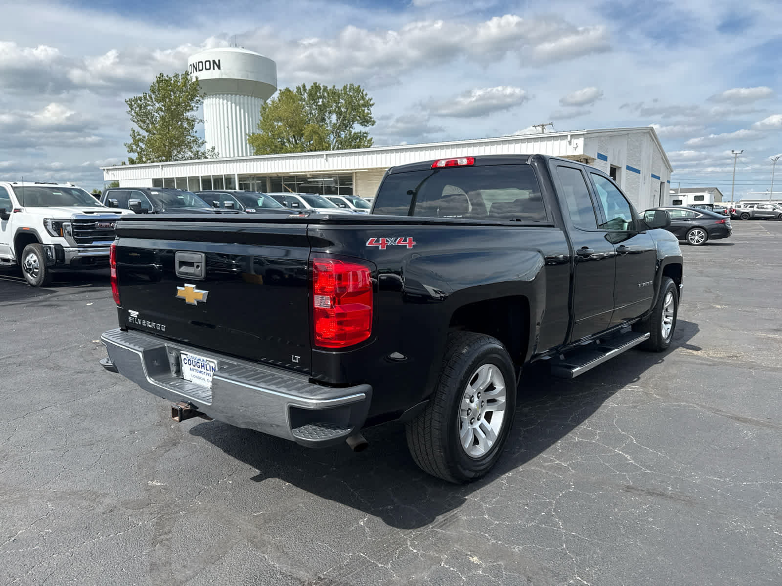 Used 2015 Chevrolet Silverado 1500 LT w/ All Star Edition AWD/4WD image 5