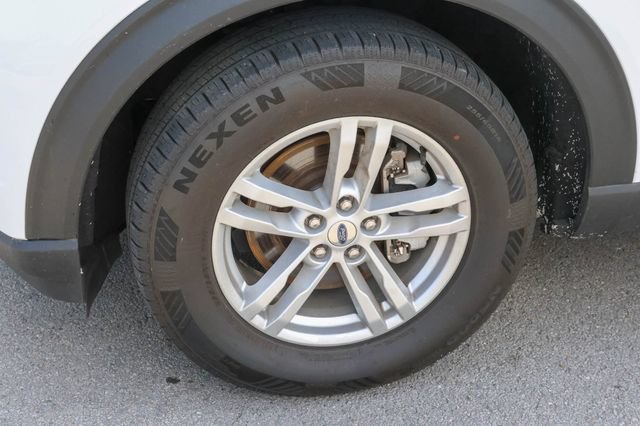 Used 2022 Ford Explorer XLT AWD/4WD image 7