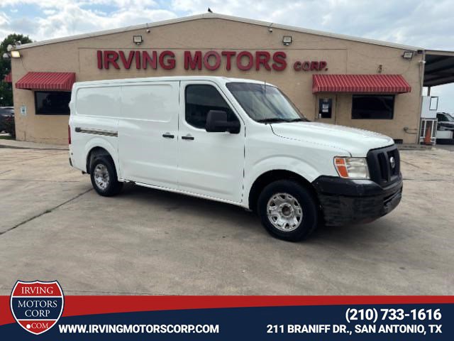 Used 2014 Nissan NV 2500 SV RWD image 1