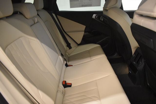 New 2026 BMW X3 xDrive30i w/ Premium Package AWD/4WD image 17