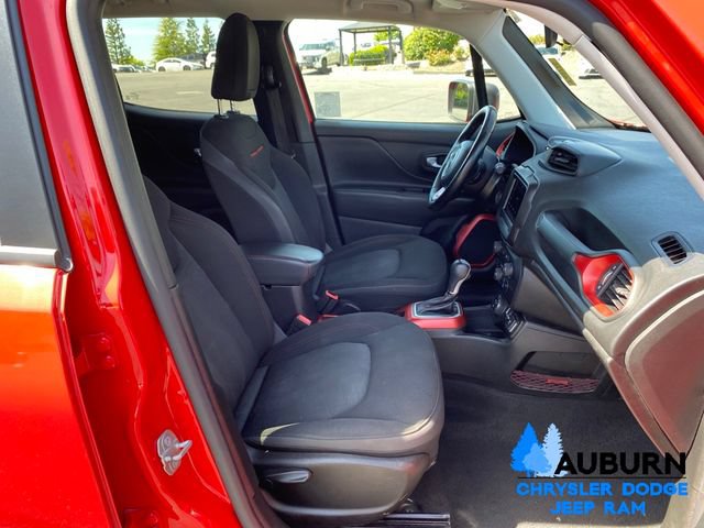 Used 2020 Jeep Renegade Trailhawk w/ Cold Weather Group AWD/4WD image 14