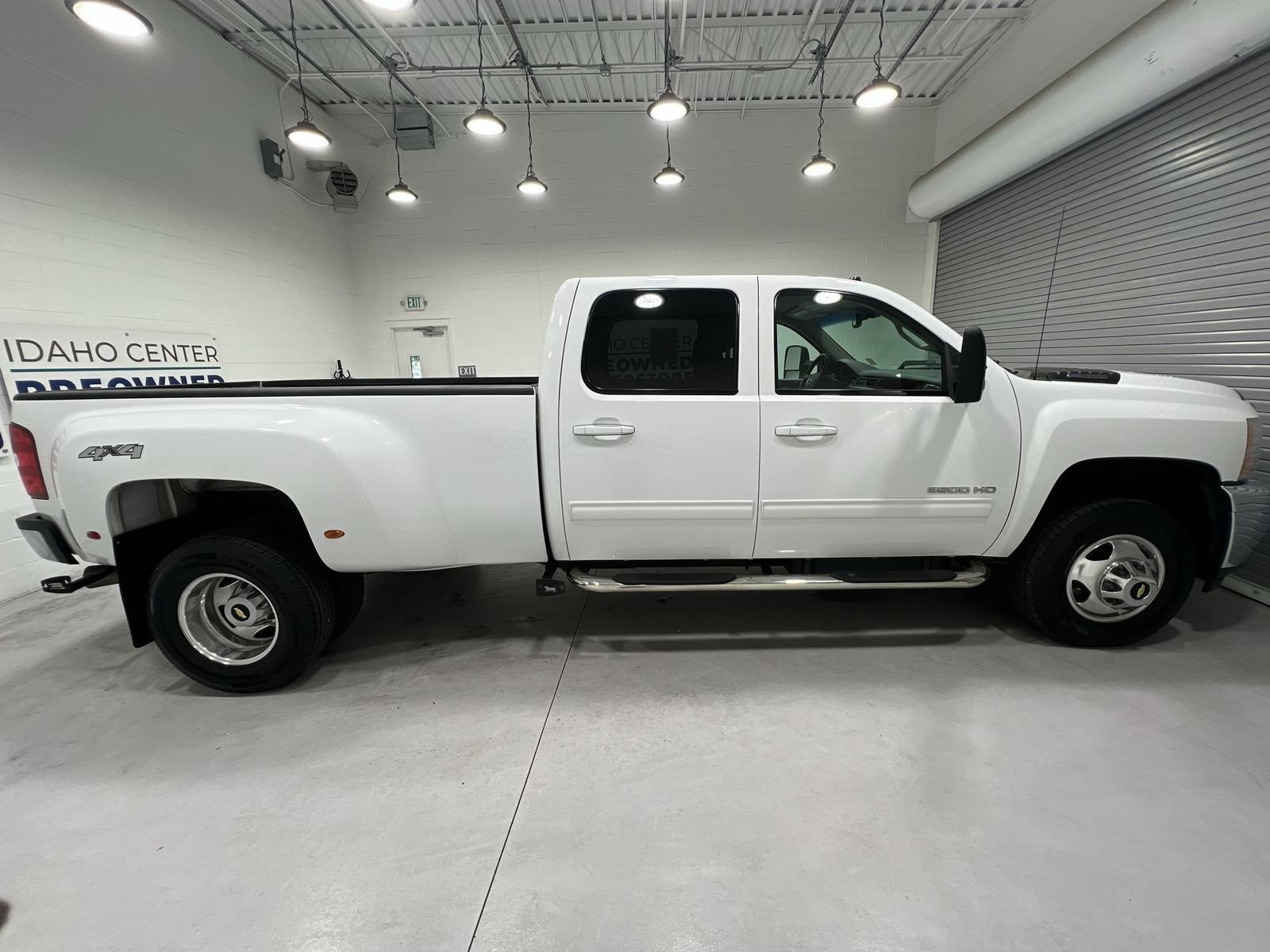 Used 2011 Chevrolet Silverado 3500 LTZ w/ LTZ Plus Package AWD/4WD image 9