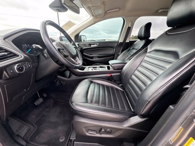 Used 2023 Ford Edge SEL w/ Convenience Package AWD/4WD image 2