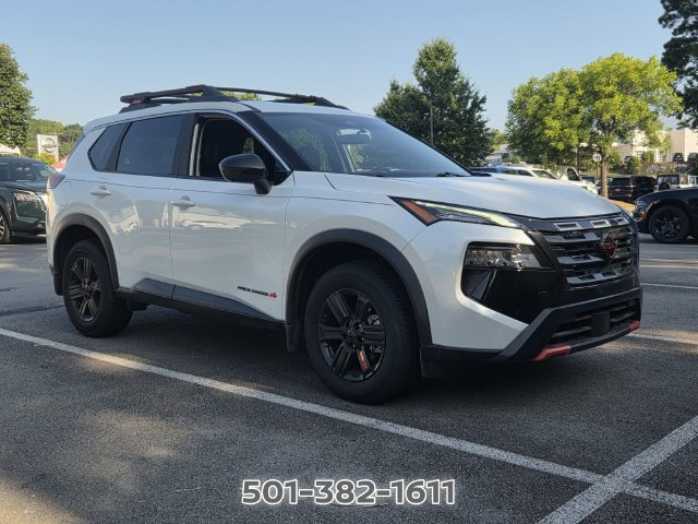 Used 2025 Nissan Rogue SV AWD/4WD image 7