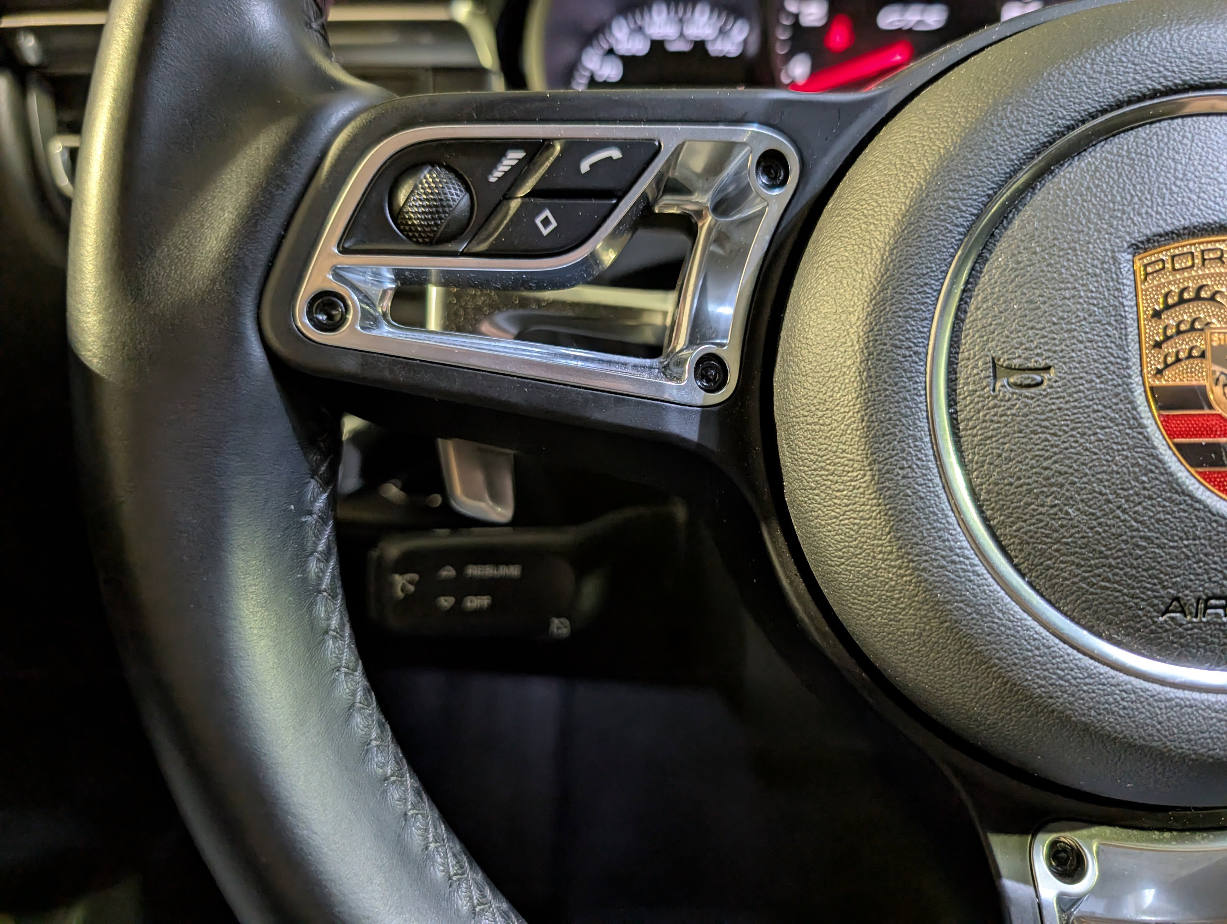 Certified 2020 Porsche Macan GTS image 26