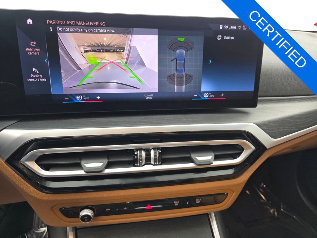 Used 2023 BMW 330i Sedan w/ Driving Assistance Package image 23