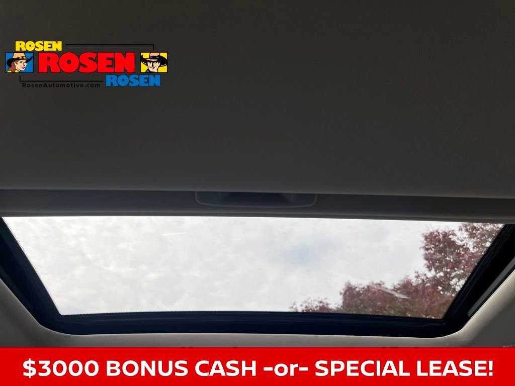 New 2025 Nissan Altima 2.5 SR w/ SR Premium Package image 18