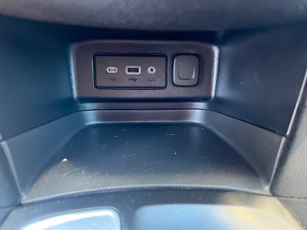 Used 2019 Chevrolet Equinox LT FWD image 32