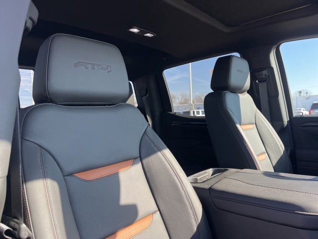 Used 2025 GMC Sierra 1500 AT4 w/ AT4 Premium Package image 24