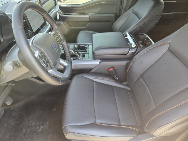New 2025 Ford F150 Lariat w/ Equipment Group 501A Mid image 9